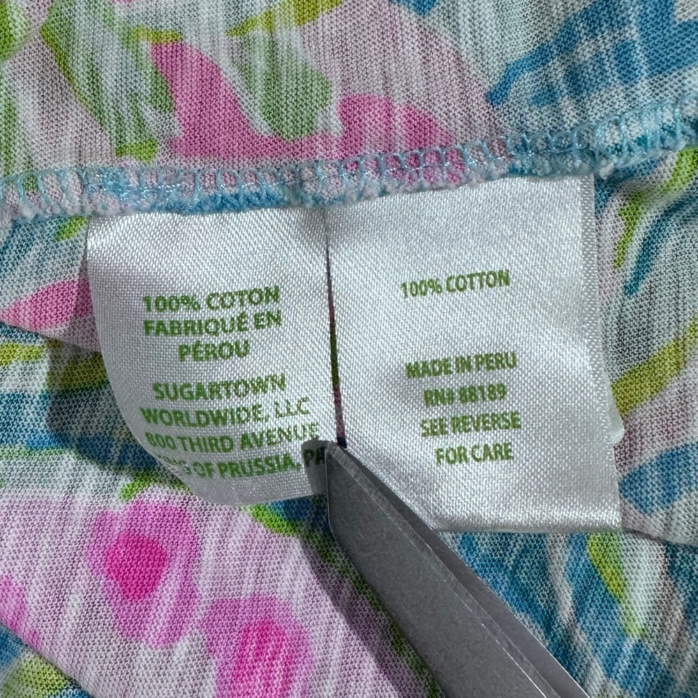 Lilly Pulitzer Etta V-Neck Tee [7008] - Picture 9 of 9